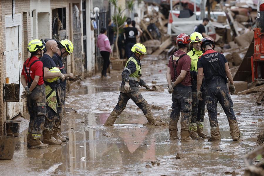 Gobierno español eleva la cifra oficial de muertos por dana a 217