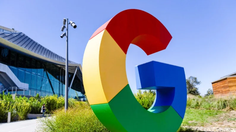 Logo de Google en Mountain View, California, el 23 de agosto de 2024. (Manuel Orbegozo/Reuters)