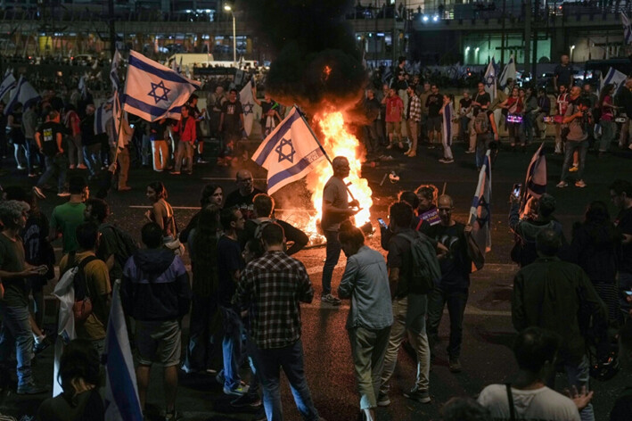 Estallan protestas en Israel después de que Netanyahu destituyera al ministro de Defensa Gallant