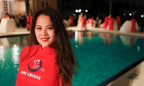 Grupo anticomunista de origen vietnamita celebra la victoria de Trump con una fiesta en Mar-a-Lago