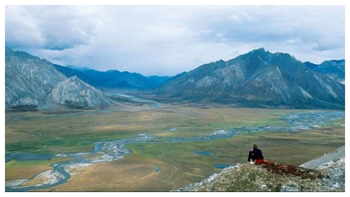 El Valle Superior de Sheenjek del Refugio Nacional de Vida Silvestre del Ártico en Alaska el 30 de agosto de 1999. (Steven Chase/USFWS/Getty Images)