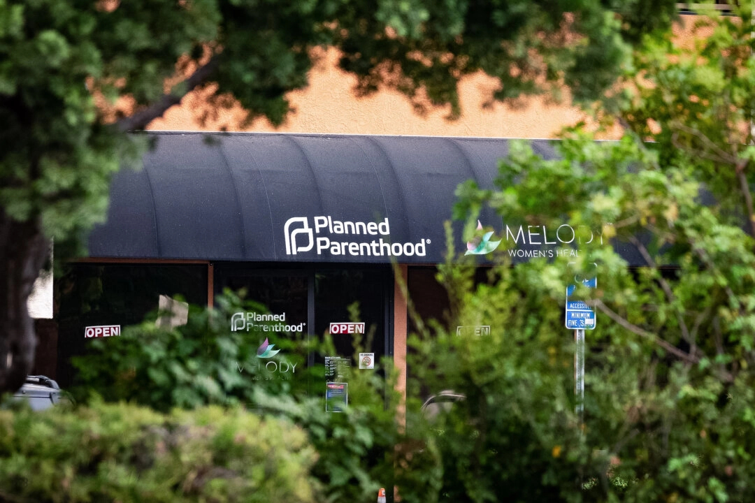 Planned Parenthood presenta una demanda para eliminar la prohibición del aborto en Misuri