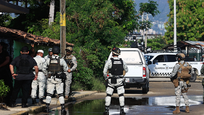 La Fiscalía del estado mexicano de Guerrero reveló este viernes que los 11 cadáveres encontrados en una camioneta la noche del miércoles pertenecen a un grupo de 16 comerciantes desaparecidos el mes pasado en la zona centro de la entidad. Imagen de archivo. (EFE/ David Guzmán)