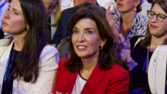 Kathy Hochul anuncia plan para reactivar el peaje por congestión