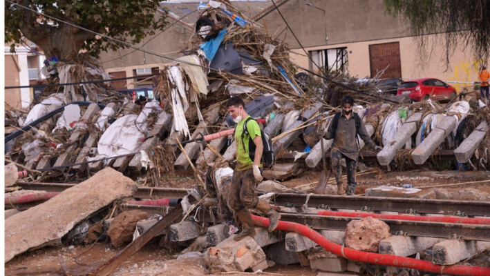 Catastróficas inundaciones en España dejan 219 muertos, 93 desaparecidos y daños multimillonarios