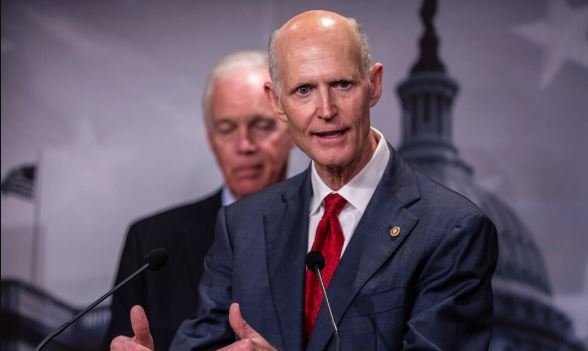 Rick Scott recibe apoyo de aliados de Trump en la contienda por el liderazgo del GOP en el Senado