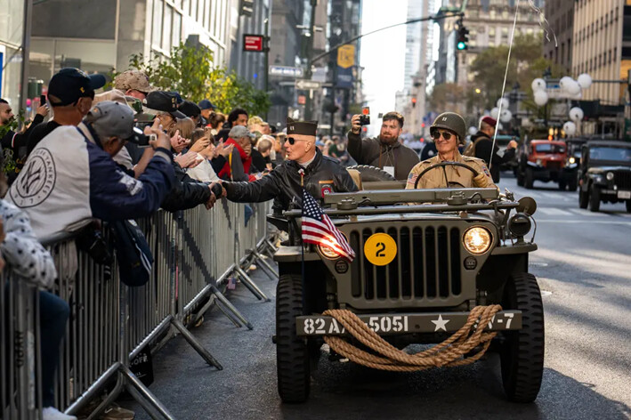 105º desfile anual del Día de los Veteranos en Nueva York, el 11 de noviembre de 2024. (Samira Bouaou/The Epoch Times)