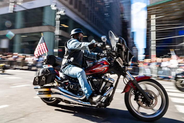 105º desfile anual del Día de los Veteranos en Nueva York, el 11 de noviembre de 2024. (Samira Bouaou/The Epoch Times)