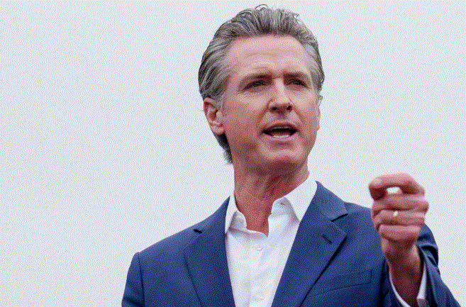 El gobernador de California Gavin Newsom habla durante una rueda de prensa en Los Ángeles el 25 de septiembre de 2024. (Eric Thayer/Foto AP)