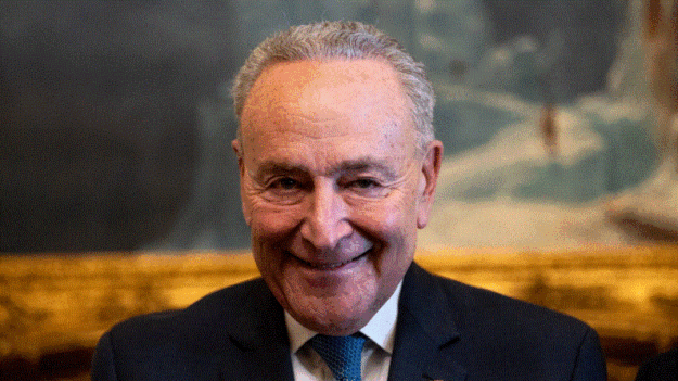 Chuck Schumer felicita a Trump y dice a los demócratas que aprendan y lo hagan mejor