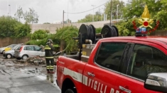 Corte de carreteras y cierre de escuelas por un fuerte temporal en el noreste de Sicilia