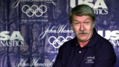 Muere Bela Karolyi, el entrenador de la célebre gimnasta Nadia Comaneci y otras grandes atletas