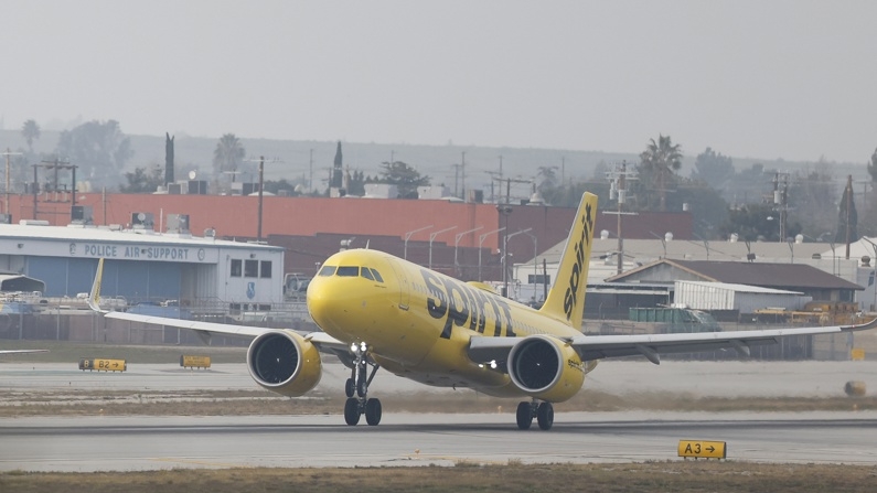 Imagen de archivo de un avión de la aerolínea Spirit Airlines. (EFE/EPA/CAROLINE BREHMAN)