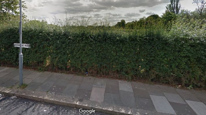 Imagen de la zona de Brisbane Road en Ilford, donde las autoridades encontraron el cuerpo de la mujer en la cajuela de un automóvil. (Captura de pantalla/Google Maps junio 2014)