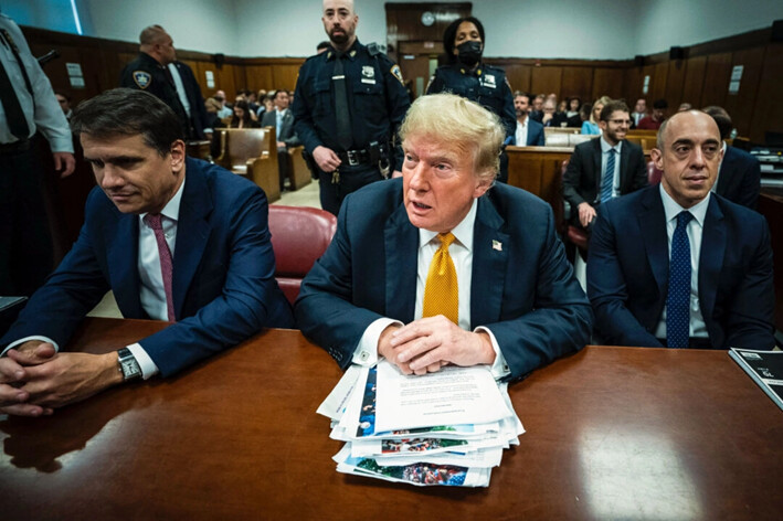 Abogados de Trump piden desestimación inmediata de la causa penal en Nueva York