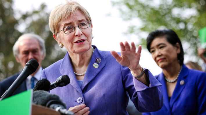 La representante Marcy Kaptur (D-Ohio) habla en una conferencia de prensa en Washington, el 20 de julio de 2021. (Kevin Dietsch/Getty Images)