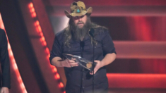 Chris Stapleton gana 4 premios de la Música Country y Morgan Wallen es Artista del Año