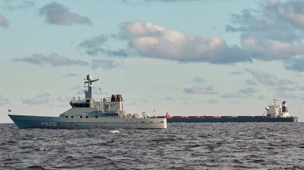 Beijing niega saber que su barco está siendo vigilado tras cortes de cable de datos en el mar Báltico