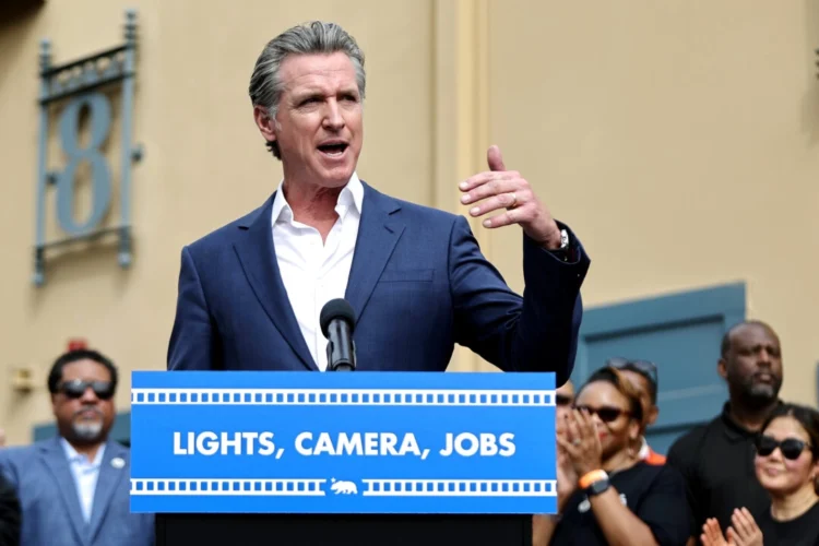 Gavin Newsom visita condado de California pro-Trump con un mensaje de inclusión