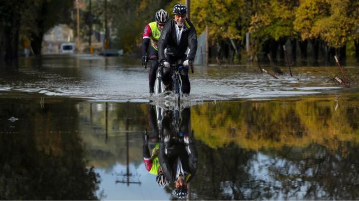 EE. UU. se recupera de lluvia y nieve mientras espera otro temporal para semana de Acción de Gracias