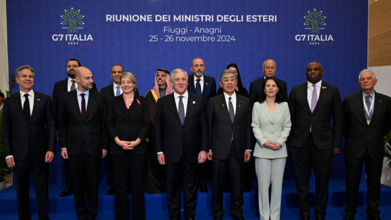 Los ministros de Asuntos Exteriores del G7 se reúnen el 25 de noviembre de 2024 en Anagni y Fiuggi, cerca de Roma (Italia), para dos días de conversaciones, reuniendo a sus homólogos regionales para conversaciones sobre Oriente Medio antes de pasar a Rusia y la guerra en Ucrania. (Tiziana Fabi/AFP vía Getty Images)