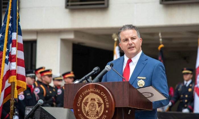 El director financiero de Florida, Jimmy Patronis, en abril de 2022. (Cortesía de Jimmy Patronis)