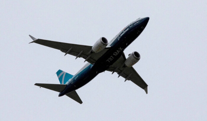 La FAA no exigirá medidas inmediatas en los motores del 737 MAX tras el impacto con aves