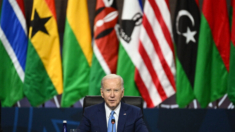 Biden deja un legado ambivalente en África, según analistas y exfuncionarios estadounidenses