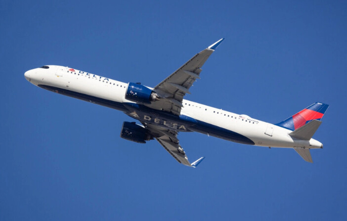 Descubren a polizón en pleno vuelo de Delta Air Lines Nueva York – París