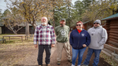 Los veteranos tienen mucho que agradecer a Arizona Cabin Village