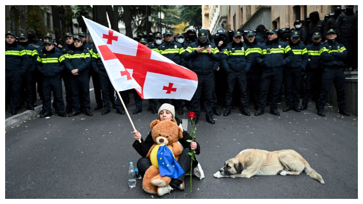 Georgia suspende negociaciones de adhesión a la UE, provocando protestas generalizadas