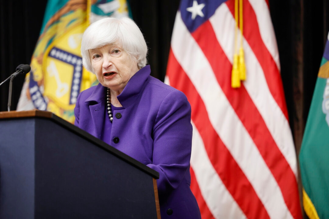 Agente del Servicio Secreto dispara cerca de la casa de Yellen en Washington