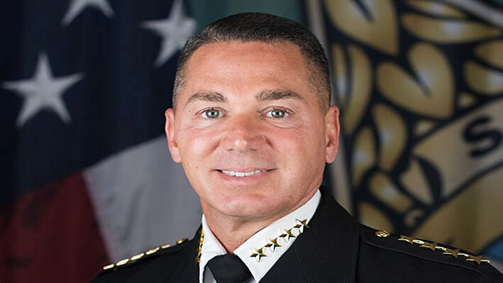 Foto oficial de Chad Chronister, el 30 de septiembre de 2017. (Oficina del Sheriff del condado de Hillsborough, dominio público, a través de Wikimedia Commons)