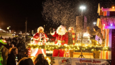 Desfile de la ciudad de Wallkill y ceremonia de iluminación del árbol anuncian la Navidad