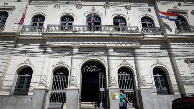 Fotografía de archivo de la sede de la Cancillería Nacional de Paraguay. EFE/ Nathalia Aguilar
