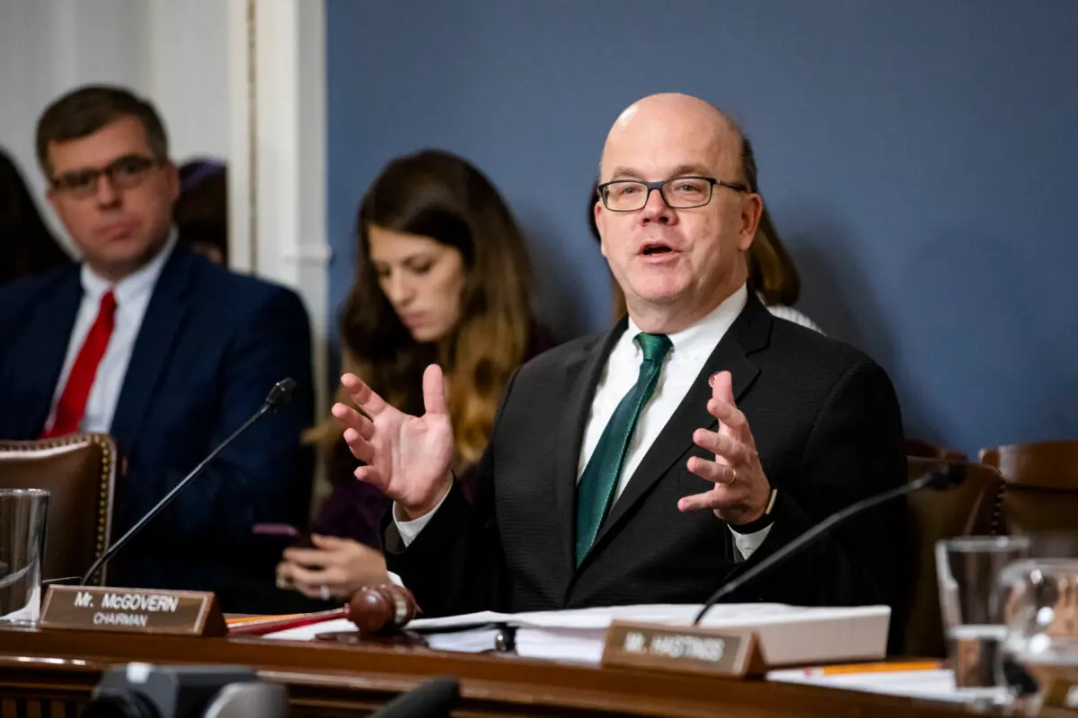 El presidente del Comité, Jim McGovern (D-Mass.), habla durante una audiencia del Comité de Reglas de la Cámara en Washington el 17 de diciembre de 2019. (Samuel Corum/Getty Images)