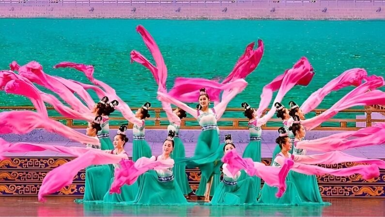 Shen Yun Performing Arts presenta la belleza de la cultura tradicional china, tal como existía antes del comunismo. (Cortesía de Shen Yun Performing Arts)