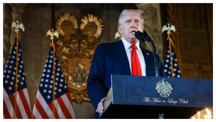 El expresidente Donald Trump durante una rueda de prensa en su finca Mar-a-Lago en Palm Beach, Florida, el 8 de agosto de 2024. Joe Raedle/Getty Images)