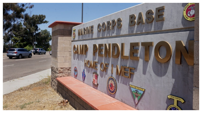 Vista de la entrada principal de Camp Pendleton en Oceanside, California, el 26 de julio de 2019. (Sandy Huffaker/Getty Images)