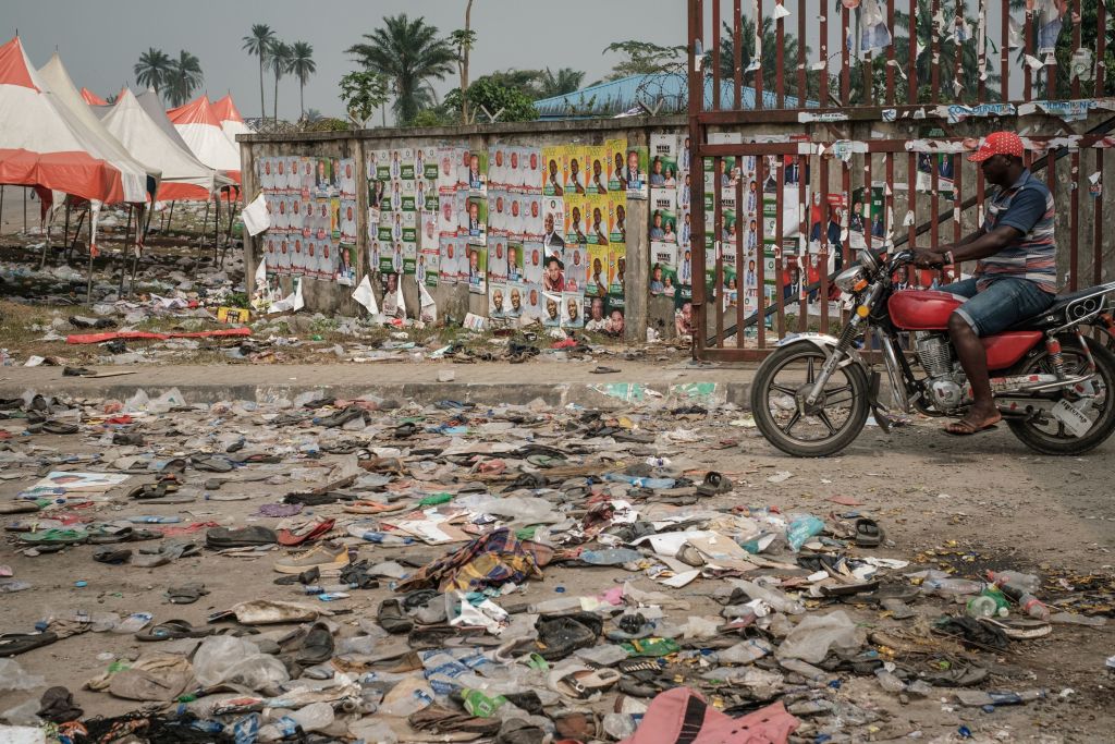 Ascienden a 35 los niños muertos en una estampida en una feria en Nigeria