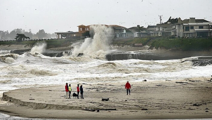 Alerta por oleaje fuerte de hasta 9 metros en California