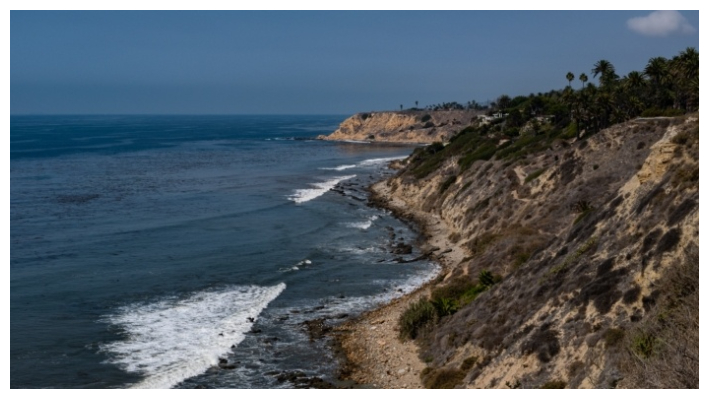 La costa rocosa de Palos Verdes, California, el 30 de septiembre de 2021. (John Fredricks/The Epoch Times)