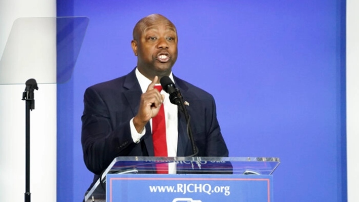 El candidato presidencial republicano, el senador Tim Scott (R-S.C.), habla en la Coalición Judía Republicana, en Las Vegas, el 28 de octubre de 2023. (Madalina Vasiliu/The Epoch Times)