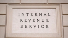 IRS emite recordatorios de fecha límite de presentación a contribuyentes en 24 estados