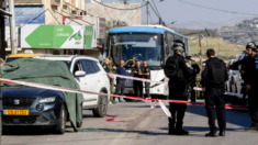 Ataque terrorista en Cisjordania deja 3 israelíes muertos y 8 heridos