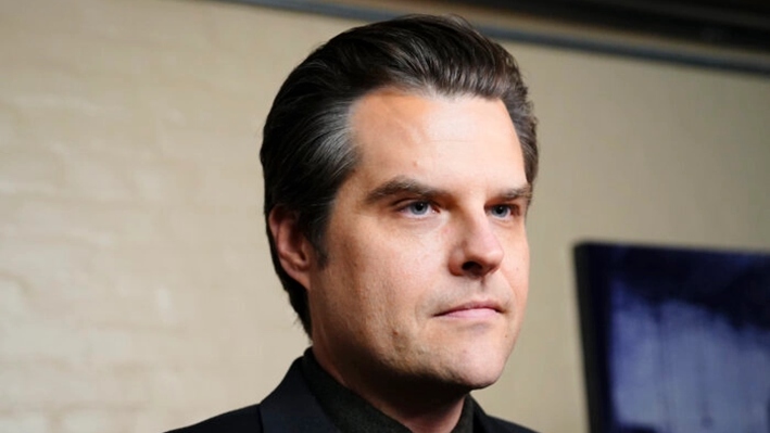 El representante Matt Gaetz (R-Fla.) habla con periodistas en Washington, el 16 de octubre de 2023. (Madalina Vasiliu/The Epoch Times)