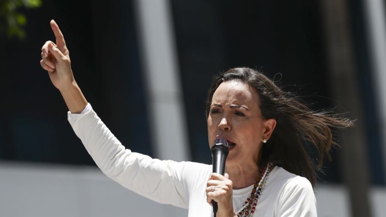 Fotografía de archivo de la líder opositora venezolana María Corina Machado. EFE/ Ronald Peña