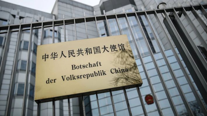 La embajada de China en Berlín el 11 de diciembre de 2017. (Sean Gallup/Getty Images)