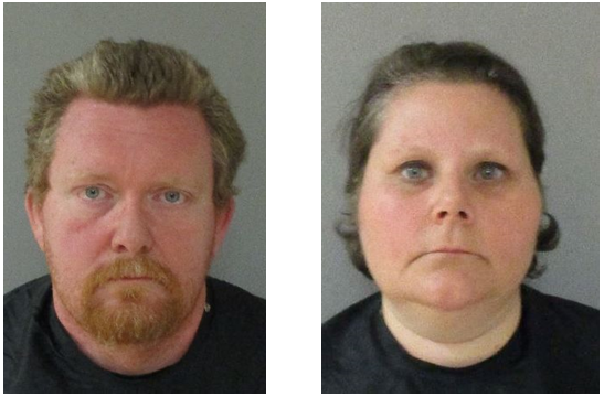 Dennis Allen, 33, e Betty Nicolicchia-Allen, 42, são acusados ​​de cinco acusações de negligência infantil, pelas condições sujas em que criaram seus filhos (Gabinete do xerife do condado de Flagler, 2 de novembro)
