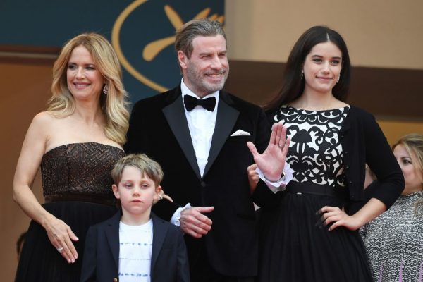 John Travolta, Kelly Preston, Ella Bleu, and Benjamin at the Cannes Film Festival in 2018 (©Getty Images | LOIC VENANCE)